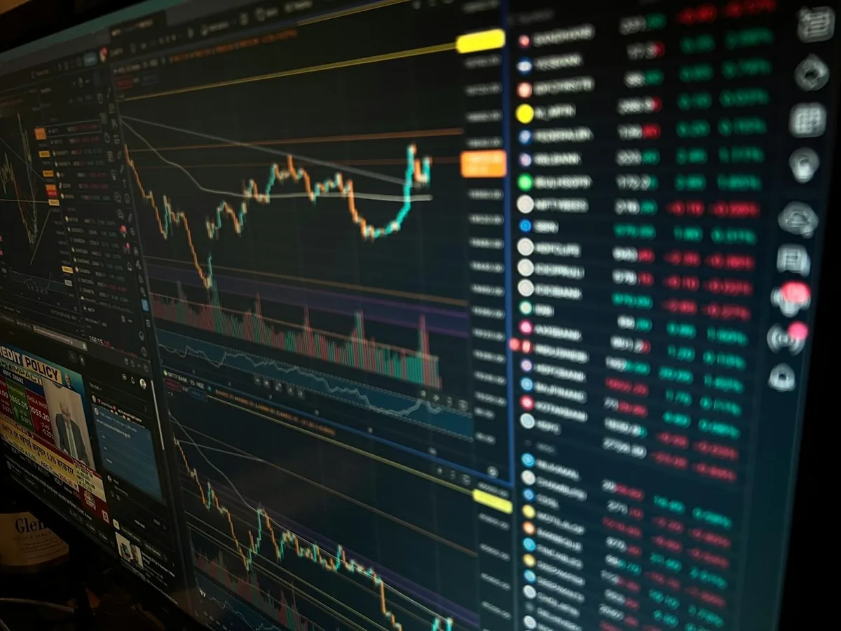Bitcoin spot ETF’lerine 853 milyon dolar girdi, en büyük pay BlackRock’ın IBIT’ine gitti