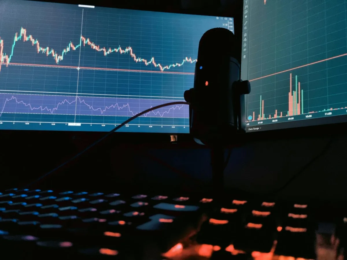 Bitcoin 64.600 Doların Üzerinde Tutunurken Piyasalar SpaceX Kilit Açılımını İzliyor