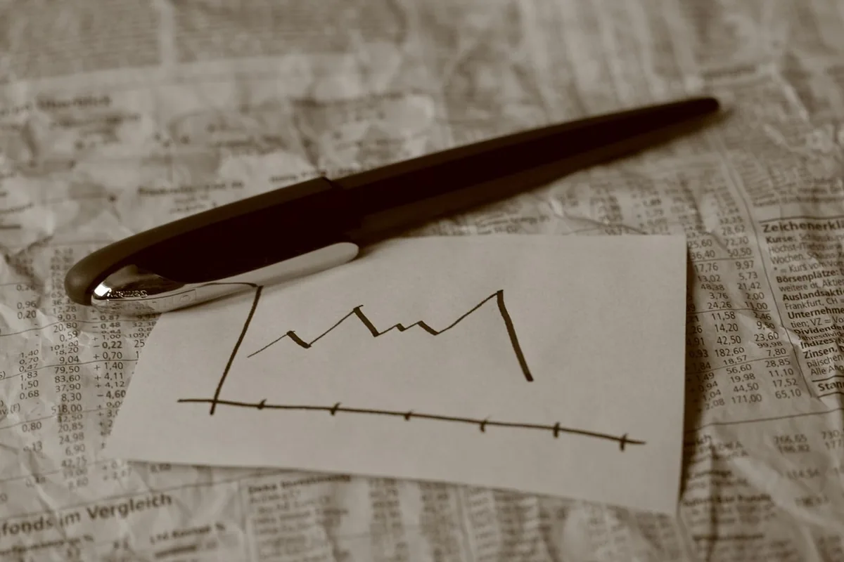 Bitcoin’s Tight $59,000-$60,000 Range Raises Downside Concerns