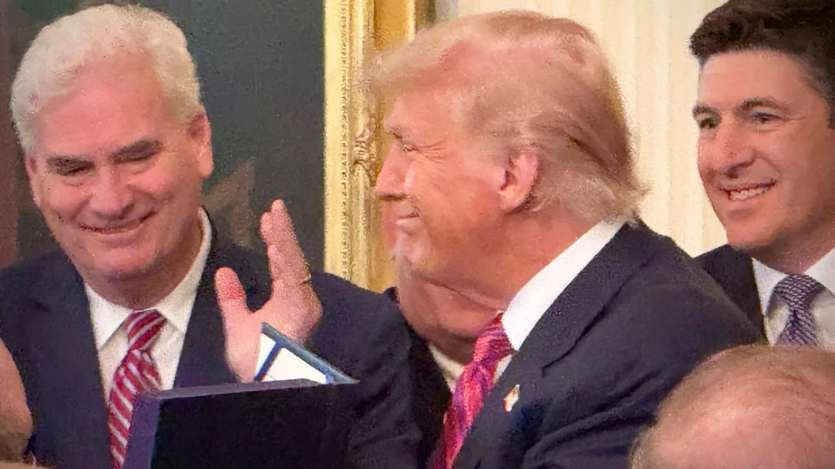 Trump Crypto Ties Complicate CLARITY Act Ethics Talks